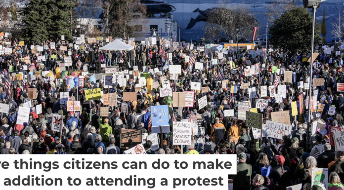 A crowd gathered for a “No Kings” protest on October 18, 2025 in Anchorage, Alaska. Hasan Akbas/Anadolu via Getty Images